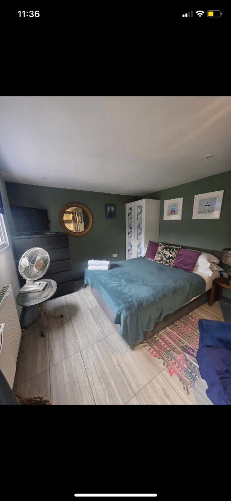 Garden Annex – Ensuite